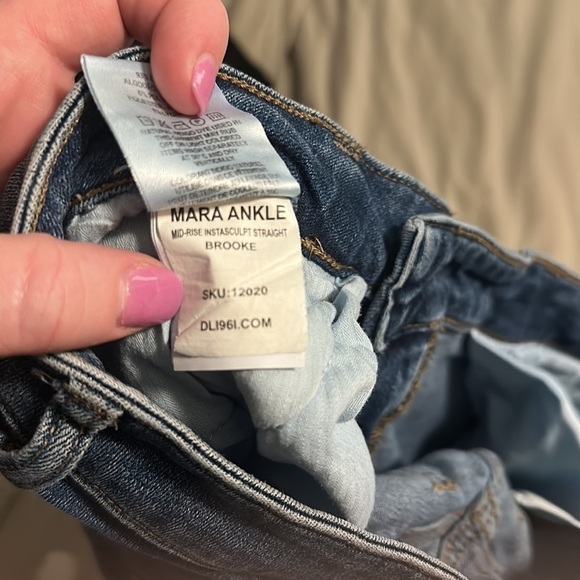 DL 1961 Mara Ankle Straight Mid-Rise Instasculpt Brooke - Picture 6 of 7